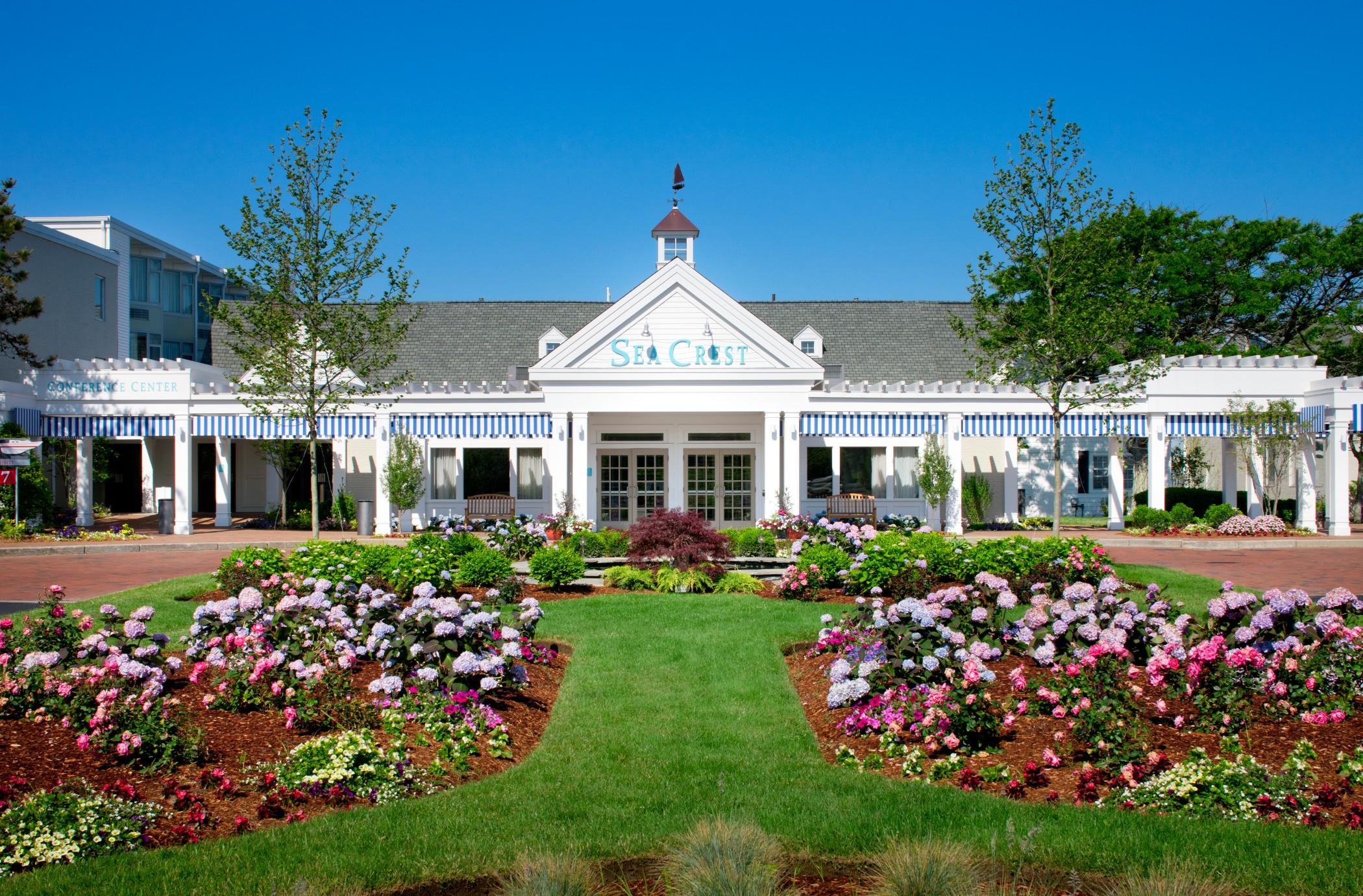 Sea Crest Beach Resort Falmouth Exteriör bild